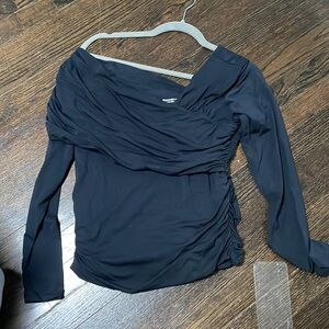 Abercrombie Off-Shoulder Top L